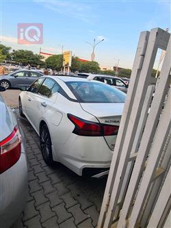 نیسان ئەلتیما